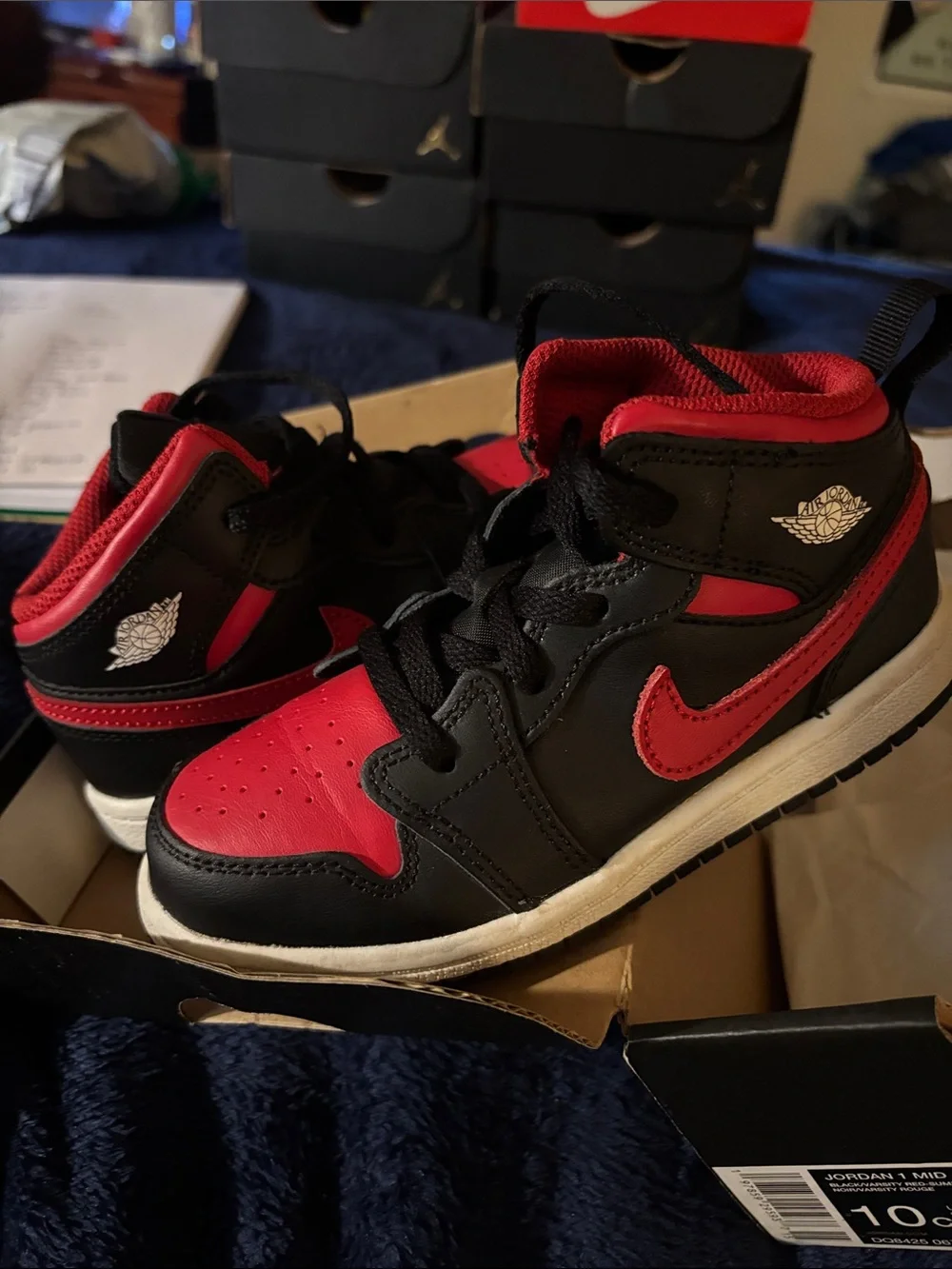 Jordan 1 Mid Black and Red - Kids Size 10C